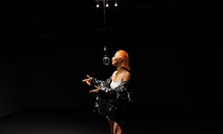 2 floor Big white open space with lights - Image 7