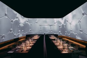 Restaurant Immersif au Centre De Paris - Image 1