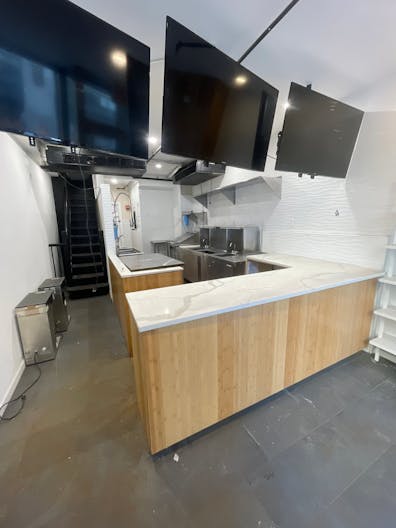 Unique Kitchen Popup - Unique Space on Seventh Avenue - Image 2