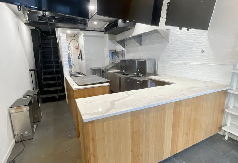 Unique Kitchen Popup - Unique Space on Seventh Avenue - Image 2