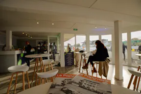 Salle de réunion ou espace évènementiel parfait - Image 1
