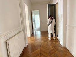Luxury Apartment Paris - Image 2