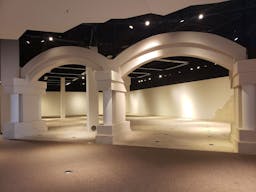 Minimal yet elegant space - NE Grand Rapids Retail Space - Image 7