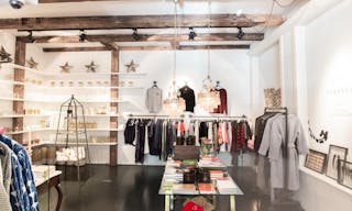 Spacious Boutique in the Heart of Amsterdam - Image 2