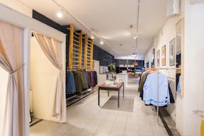Spacious Boutique in the Trendy Jordaan - Image 1