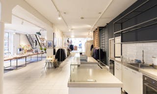 Spacious Boutique in the Trendy Jordaan - Image 3