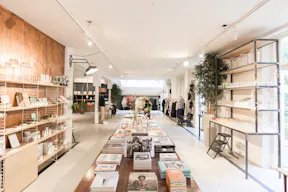 Spacious Boutique in the Trendy Jordaan - Image 6