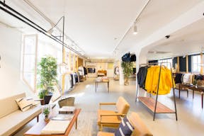 Spacious Boutique in the Trendy Jordaan - Image 14