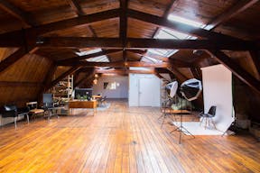 Spacious Boutique in the Trendy Jordaan - Image 18