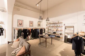 Incredible Pop-Up Space in the fantastic De Pijp Neighborhood. - Image 6