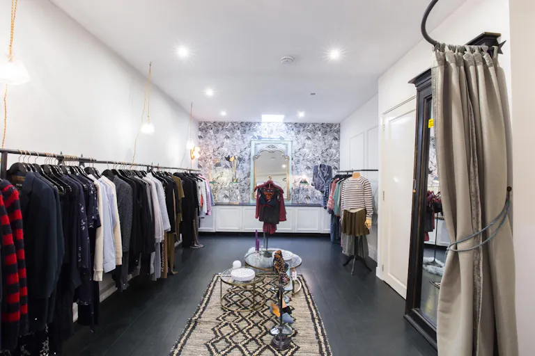 Beautiful boutique in Happening DePijp - Image 3
