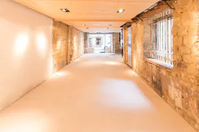 Urban Pop-Up Store in Le Marais - Image 4