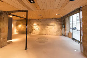 Urban Pop-Up Store in Le Marais - Image 5
