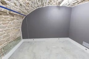 Urban Pop-Up Store in Le Marais - Image 7