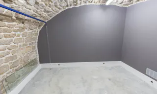 Urban Pop-Up Store in Le Marais - Image 7