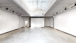 Art Gallery - Showroom in Le Marais - Image 0