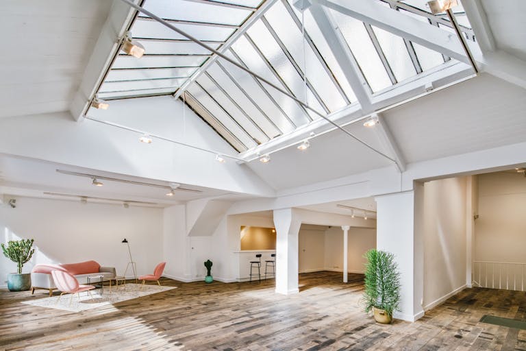 Bright Showroom in Le Marais - Image 0