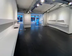 Fashion Week Showroom in Le Marais - Image 2