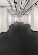 Fashion Week Showroom in Le Marais - Image 8