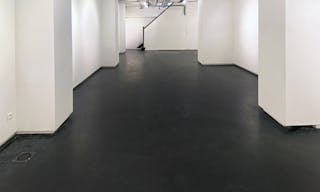 Fashion Week Showroom in Le Marais - Image 8