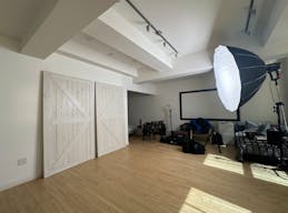 Iconic Perry Street Townhouse & Theater | A Hidden Gem in the heart of the Village - Image 3