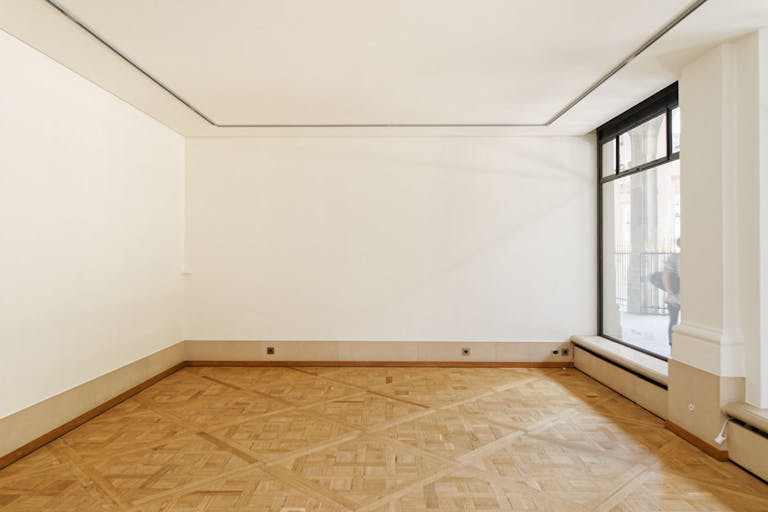 Modern and Spacious Venue in Palais-Royal - Image 3