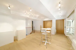 Modern and Spacious Venue in Palais-Royal - Image 5