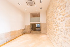 Pop-Up Store in Sentier - Image 1