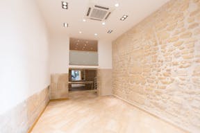 Pop-Up Store in Sentier - Image 2