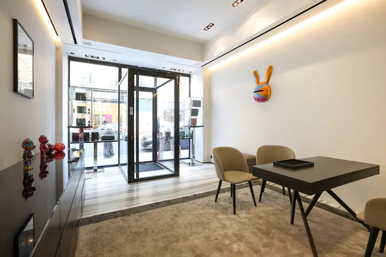 Boutique Shop Prime Location Rue Saint-Honoré - Image 1