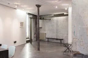 Showroom in Enfants-Rouges - Image 1