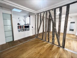 Splendid showroom rue Saint Honoré - Place Vendôme, in the heart of Paris fashion & culture district. - Image 7