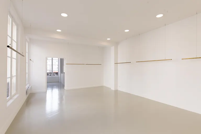 Bright Pop-Up Space in Le Marais - Image 1