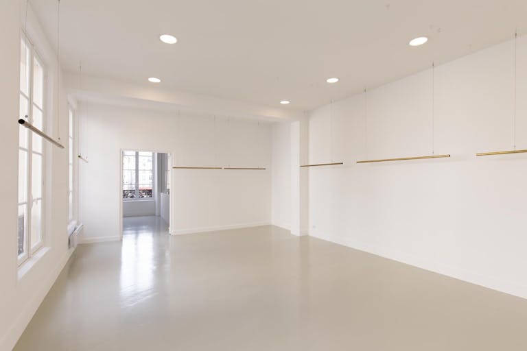 Bright Pop-Up Space in Le Marais - Image 1