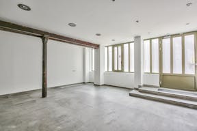 Modern Space in Ledru-Rollin - Image 2