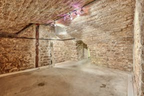 Modern Space in Ledru-Rollin - Image 11