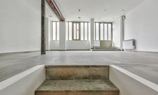 Modern Space in Ledru-Rollin - Image 13