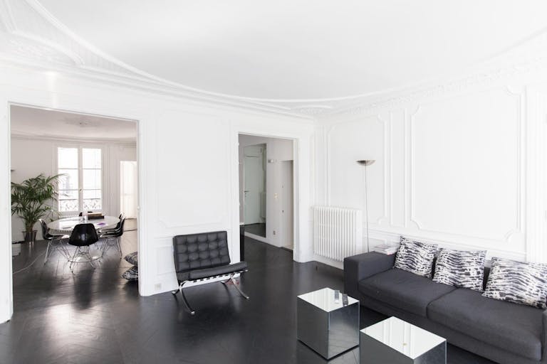 Classic Space in Madeleine - Image 3