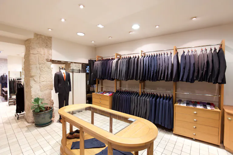 Classic Boutique in Le Marais - Image 2