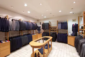 Classic Boutique in Le Marais - Image 3