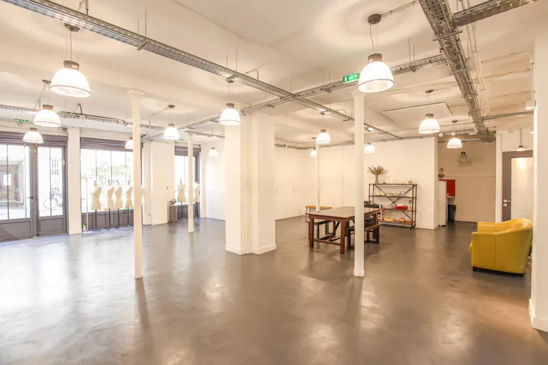 Pop-Up Showroom in Voltaire - Image 0