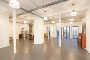 Pop-Up Showroom in Voltaire - Image 1