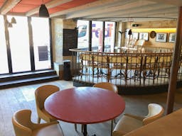 Showroom on The Seine - Image 1