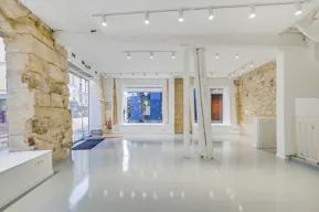 Corner Boutique on Rue de Turenne - Image 6