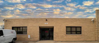 Versatile industrial property - perfect for your business needs - Image 3