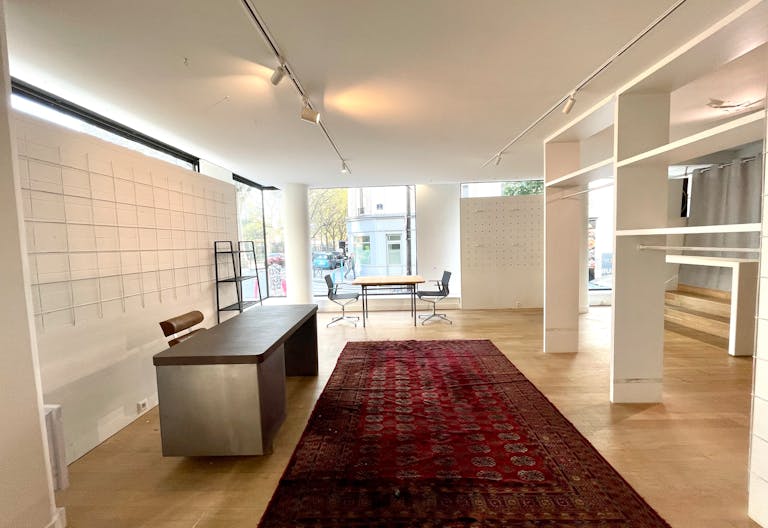 Parisian Pop-up store - Image 0