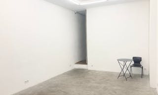 Charming Gallery in Le Marais - Image 8