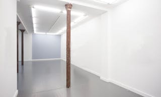 Iconic Pop-Up Gallery in Le Marais - Image 1