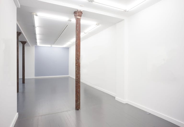 Iconic Pop-Up Gallery in Le Marais - Image 1