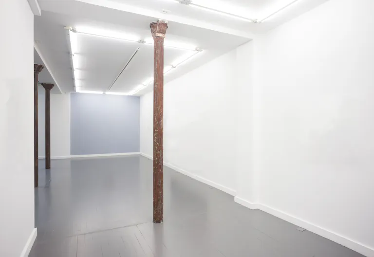 Iconic Pop-Up Gallery in Le Marais - Image 1